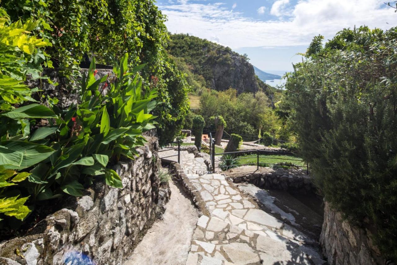 Villa Nera بودفا المظهر الخارجي الصورة