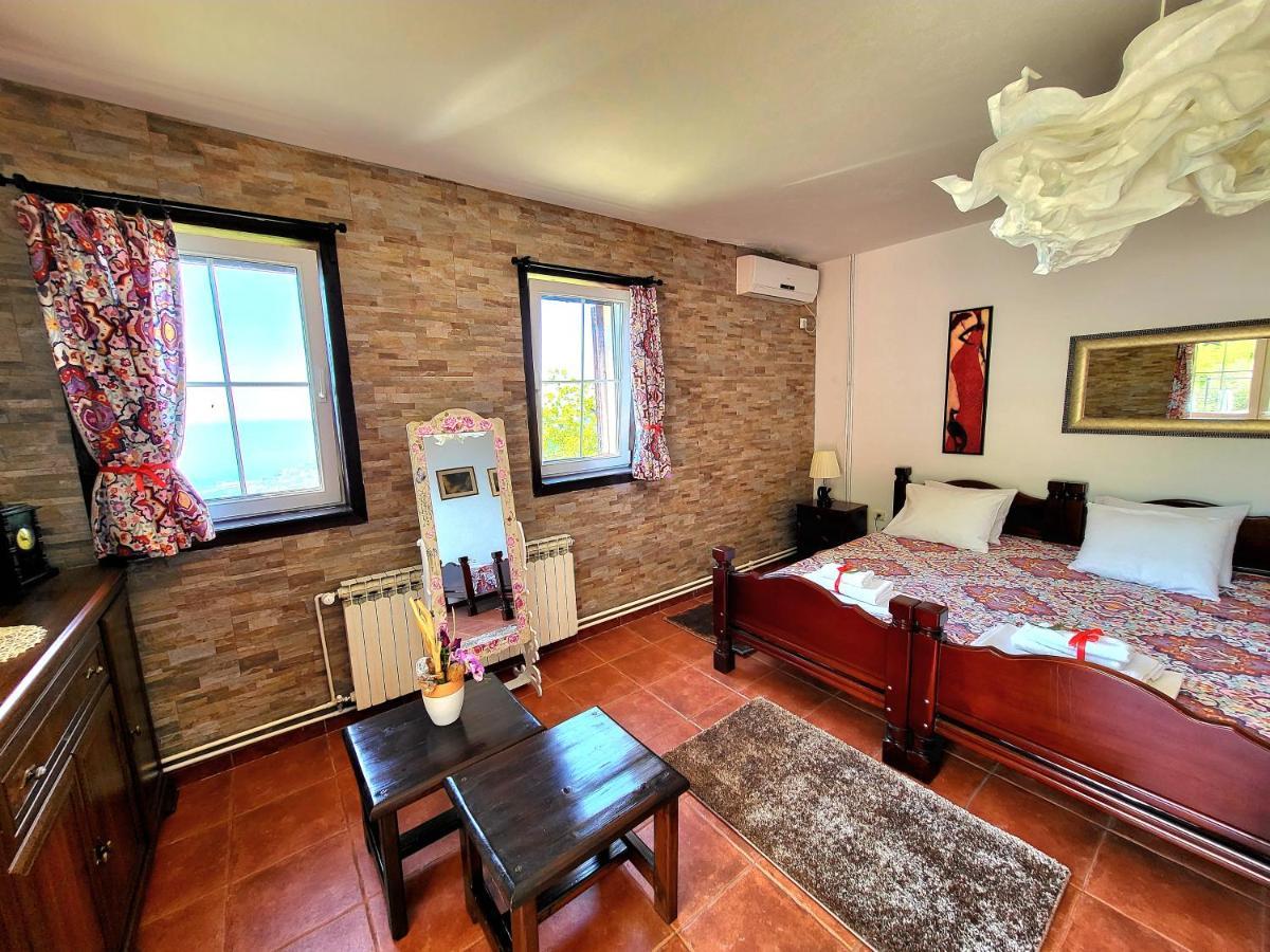 Villa Nera بودفا المظهر الخارجي الصورة